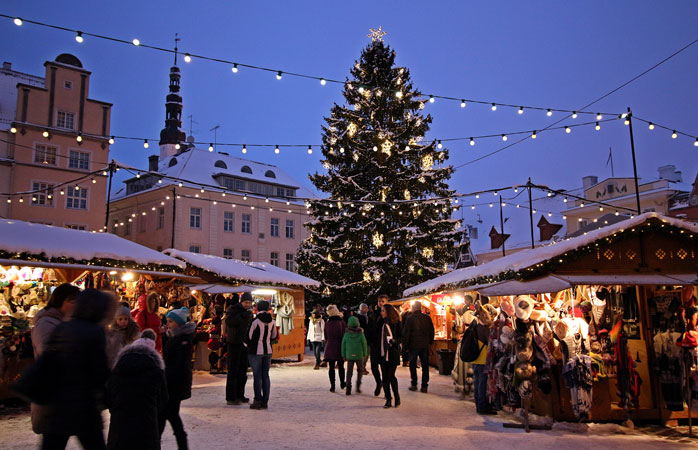  Călduroase și fermecătoare sunt Piețele de Crăciun din Tallinn