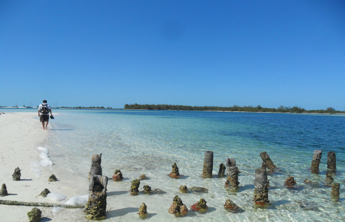 Playa Sirenas, un buchet de plaje virgine din Cayo Largo 