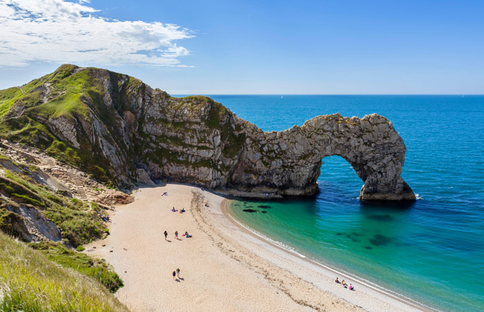 Pe Coasta Jurasică, Arcul Durdle unește apa și pământul