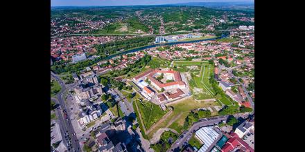 Găsește Zboruri Ieftine Din Londra Către Oradea Incepand De La 531