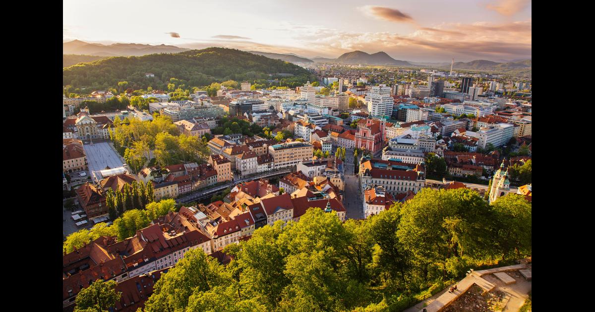 Bucuresti Ljubljana Avion
