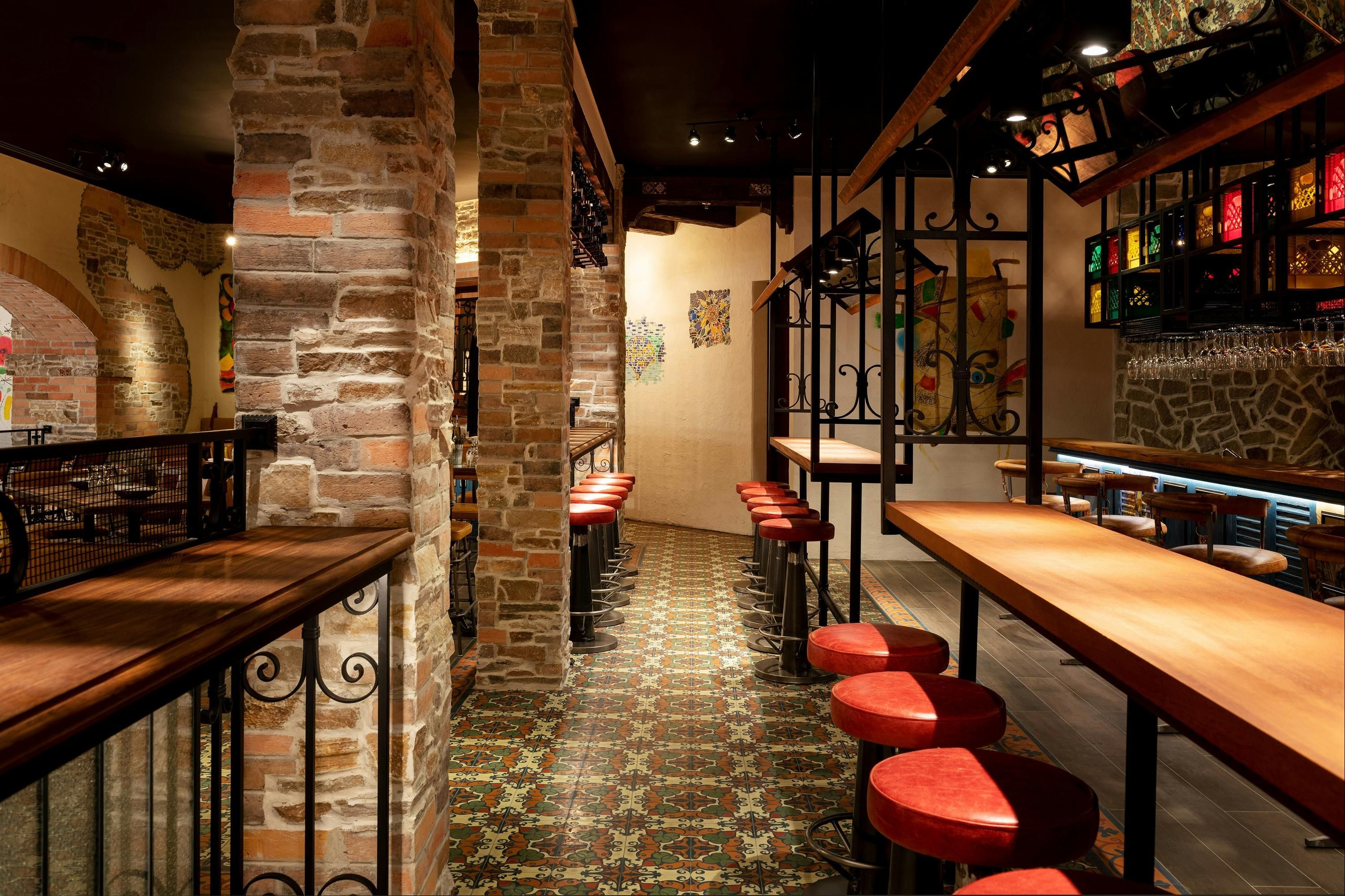 Bar